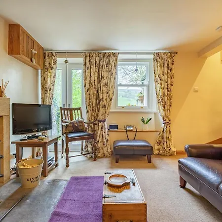 Brown Hill * Feetham
